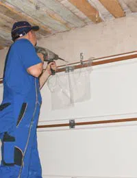 State Garage Doors Glendale, CO 303-872-5491 - sb-03